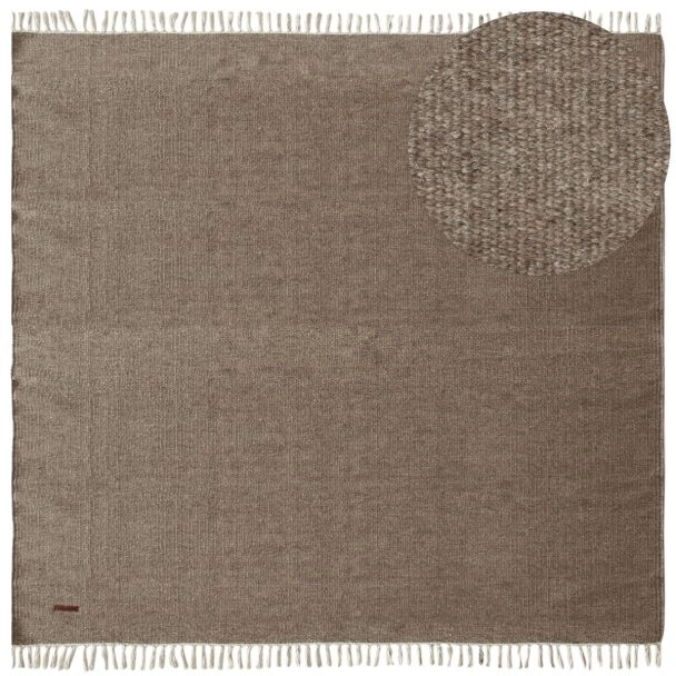 Kvadrat matta Dalen Brun