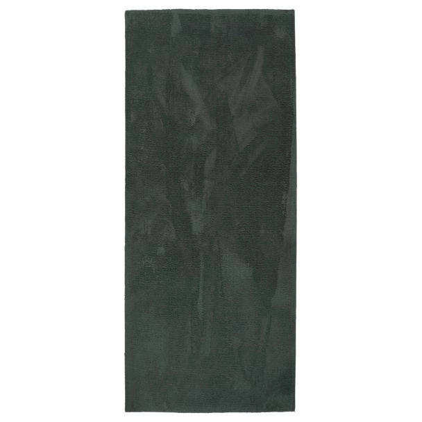 Juoksija Solvyn Tummanvihreä