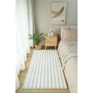 Tämä tuote on nimeltään Juoksija Rabbit Stripe Offwhite, valmistettu Polyesteri materiaalista, kauniin Offwhite värinen - SE Mattor