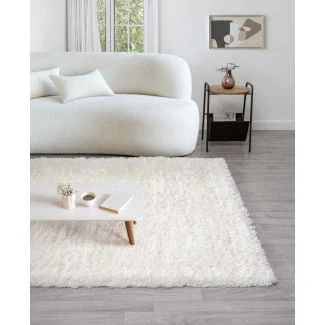 Furry Offwhite   Pehmeä Ryijymatto
