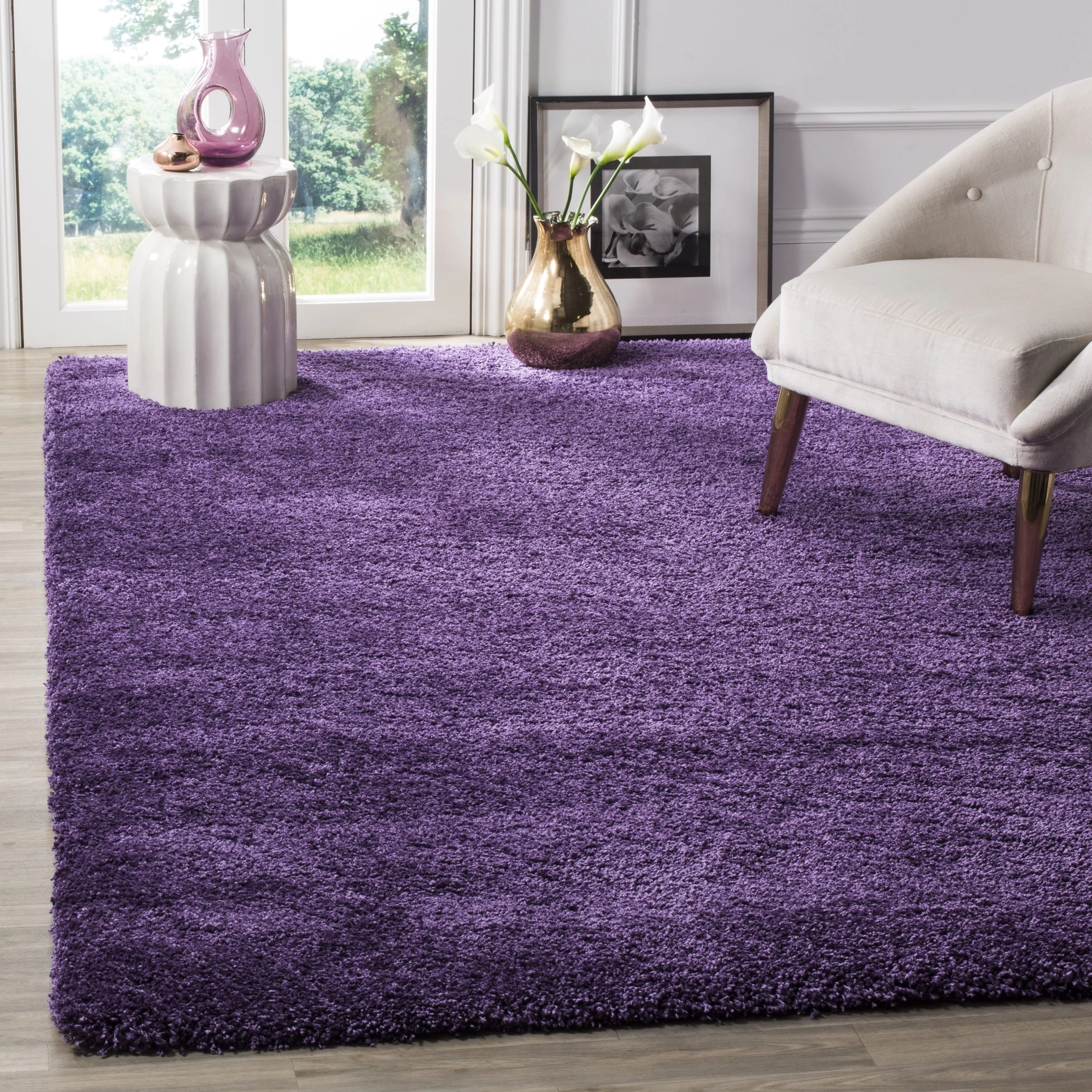 Violetti matto eri tyyleissä